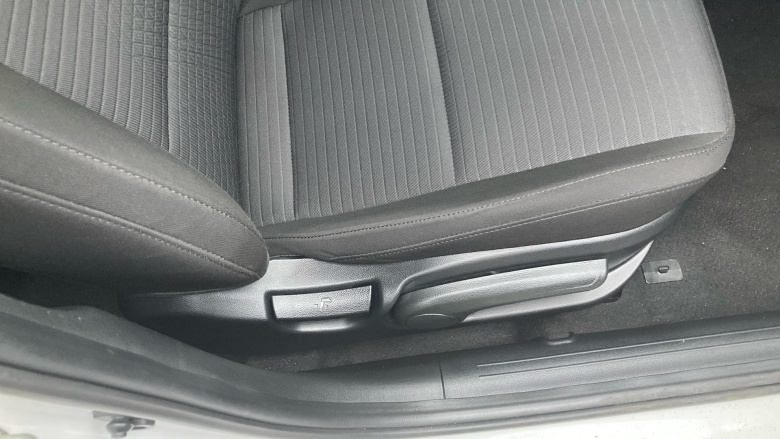 Hyundai i20 1.0T GDi 48V MHD SE Connect 5dr Petrol Hatchback